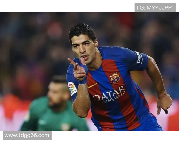 七月出生的足球巨星：探秘那些与夏日共庆生日的传奇球员